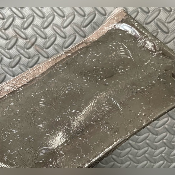 NEW with tags Bath and Body Works Cosmetic Bag - Picture 8 of 8